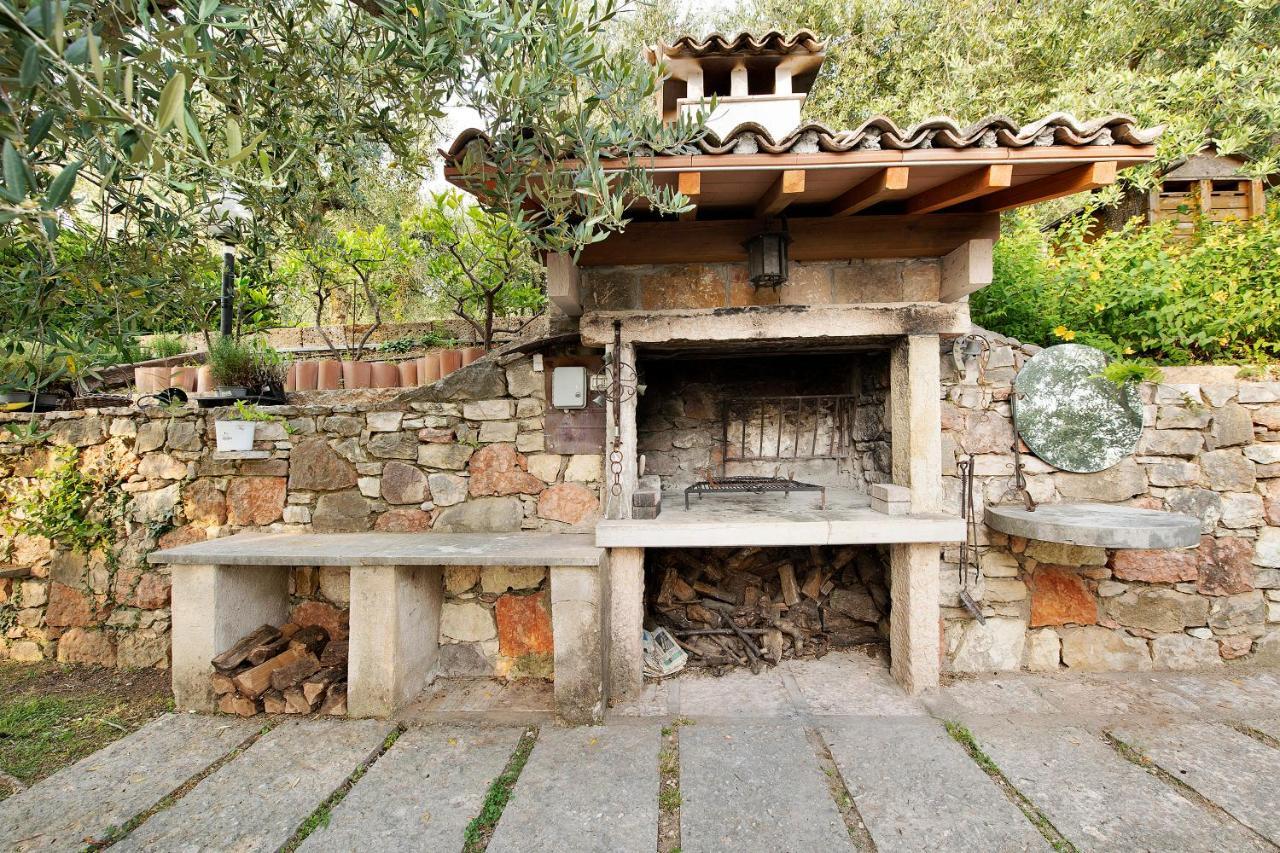 Rustico Alle Fornare Torri Del Benaco Exterior foto